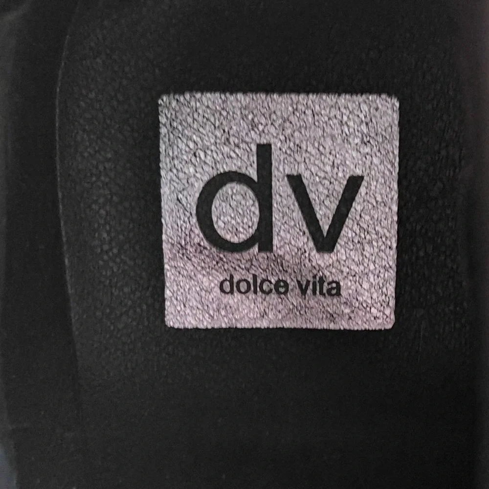 DV Dolce Vita Rango Black Lug Sole Platform‎ Chelsea Ankle Boots Womens 9